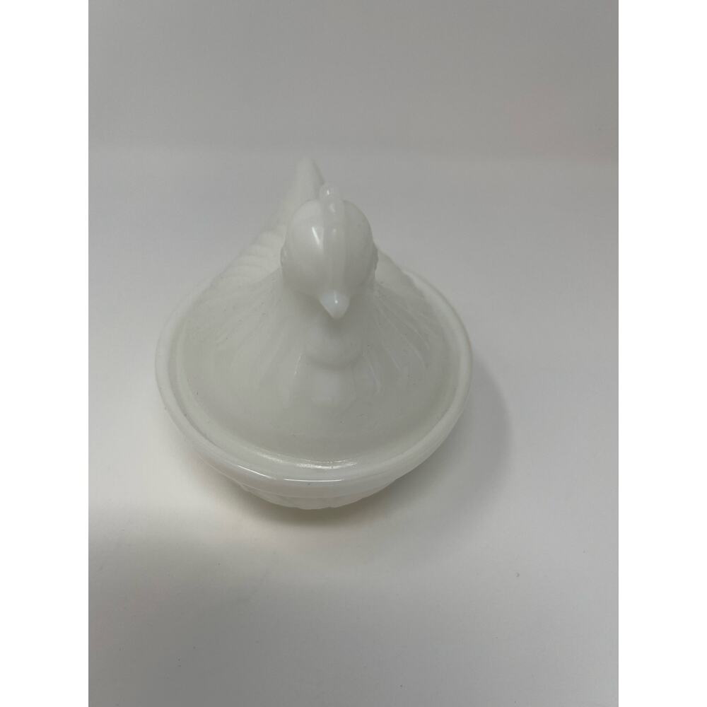 Vintage Hazel Atlas White Milk Glass Hen on Nest Dish - Picture 2 of 9